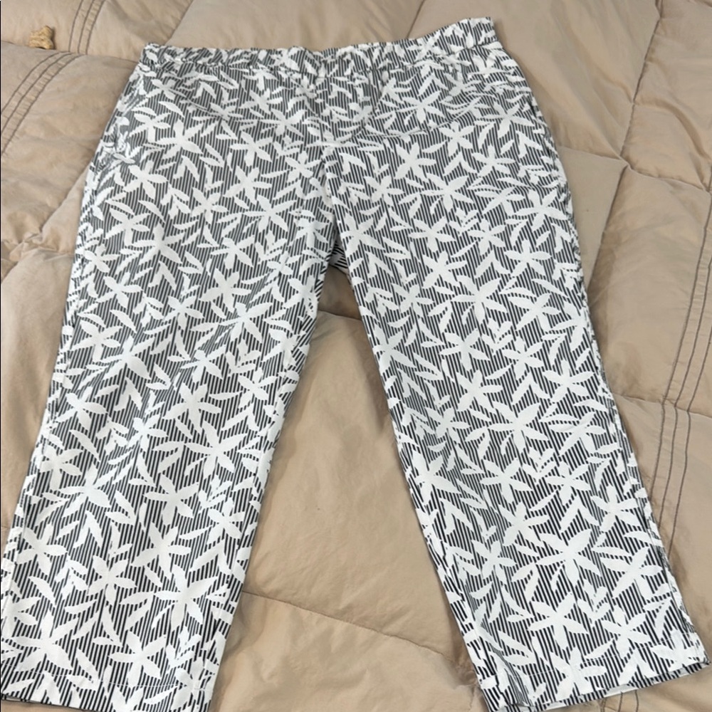Lands' End Black and White Patterned Pants